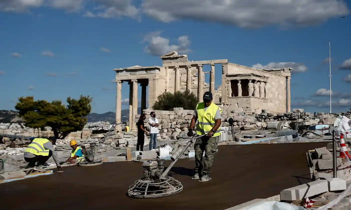 Concreting of the Acropolis